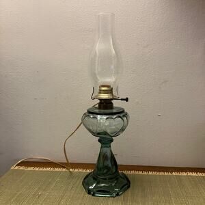 Vintage Findlay Queen of Hearts Glass Table Lamp in Sea Green